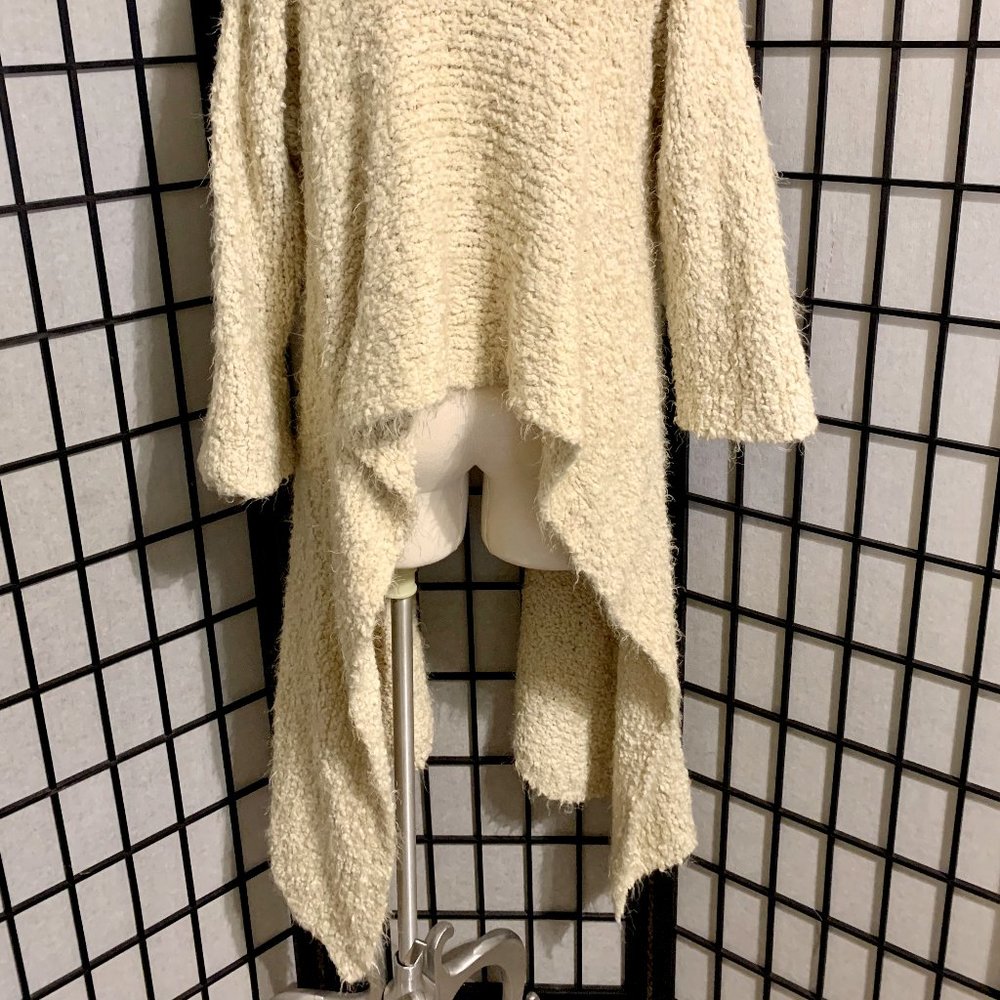 Long Off-White Cardigan with Short Back - Picture 2 of 5